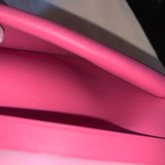 SOLD Louis Vuitton Vernis Koala Wallet - Picture 12 of 17